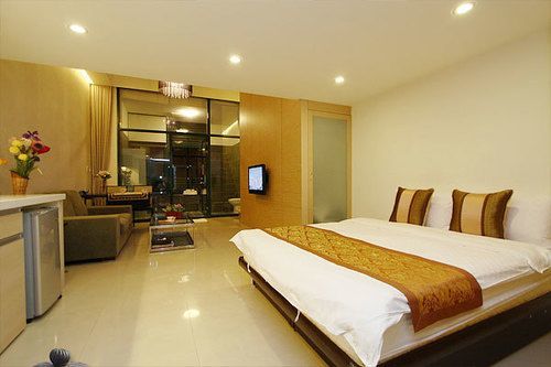 ג'יאושי Now And Then Hot Spring Inn מראה חיצוני תמונה